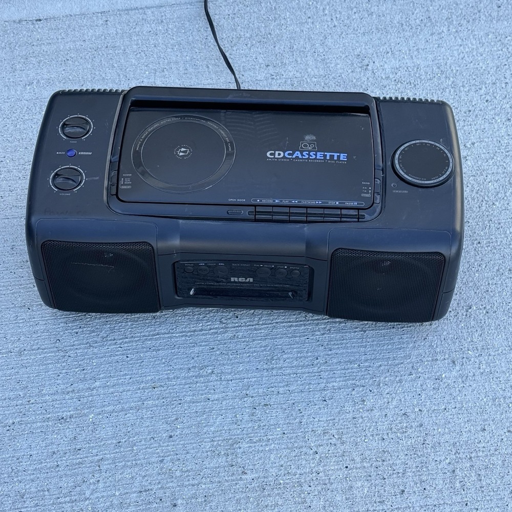 RCA AM/FM Boombox Stereo CD Player Cassette Tape Black RP-7937A Vintage Y2K 90s